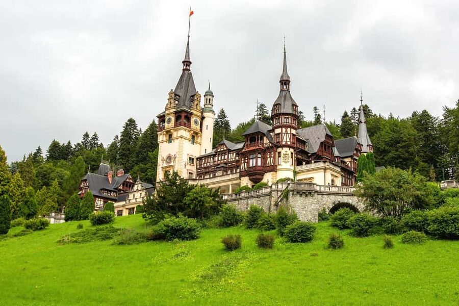 1-Day Guided Tour: Bucharest-Peles, Dracula Castle & Brasov - Booking details worth checking before you pay