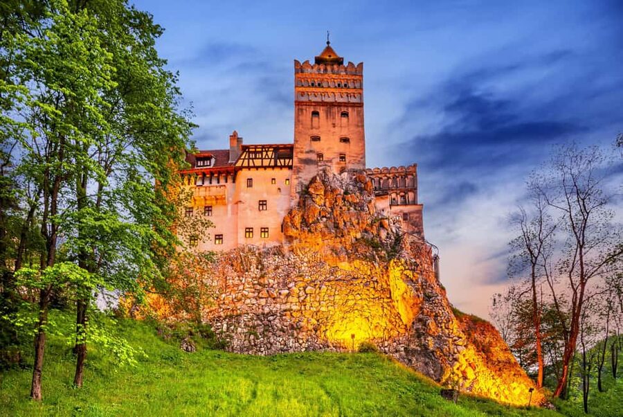 1-Day Guided Tour: Bucharest-Peles, Dracula Castle & Brasov - Bran Castle and the Dracula question