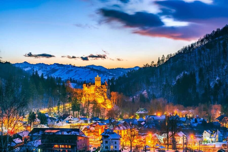 1-Day Minivan Tour 3 Castles: Peles, Wednesday & Dracula’s - Why this three-castle route works