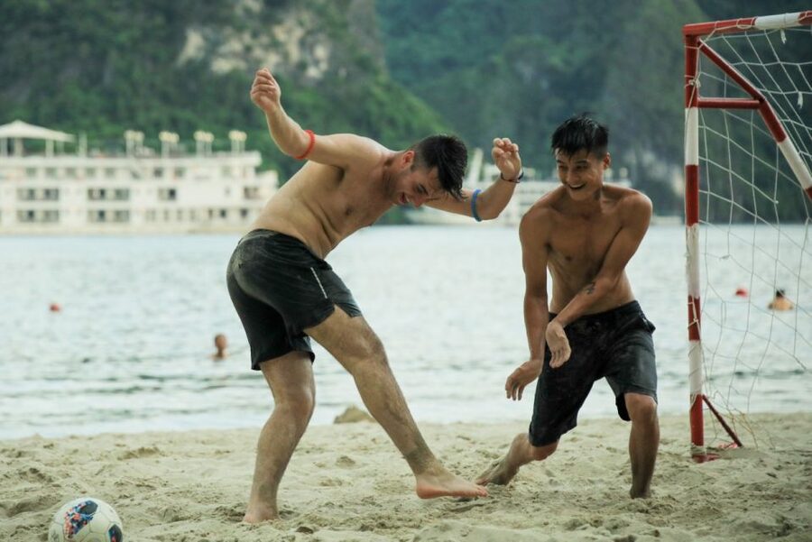 2-Day Royal Palace Ha Long Bay & Ti Top Island Cruise - Kayaking beside the karst cliffs
