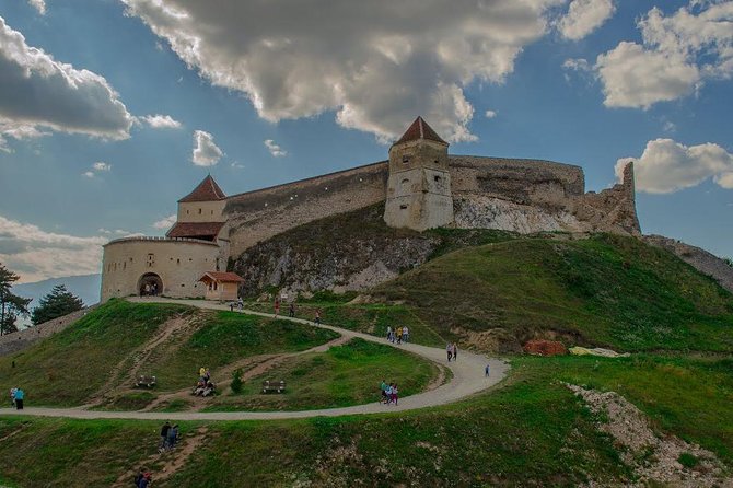 3-Castle: Peles,Bran,Rasnov,Sinaia Monastery from Brasov w pickup - Rasnov Fortress and the reality of changing stops