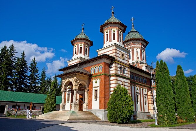 3-Castle: Peles,Bran,Rasnov,Sinaia Monastery from Brasov w pickup - Sinaia Monastery in half an hour