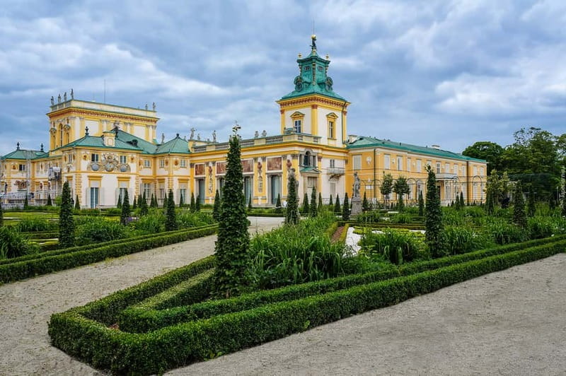 3-hour: Palace of King Jan Sobieski in Wilanow/inc. Pick-up/ - Hotel pickup makes the outing easy