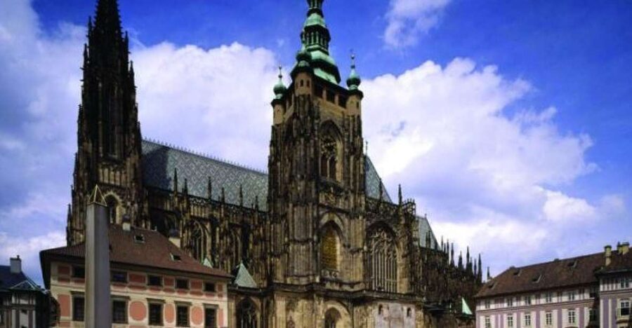 3-Hour Prague Castle & Interiors Tour - Golden Lane and the castle’s more intimate side
