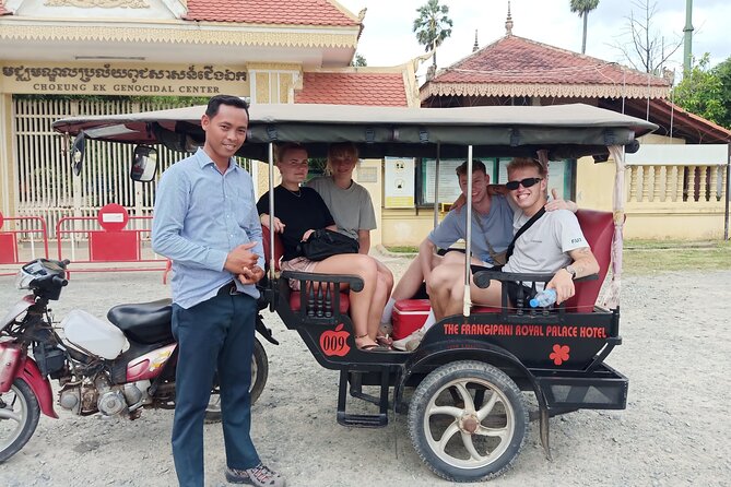 A Full Day Tour for Royal Palace, S21, Killing Fields & More - The Killing Fields puts the story outside the city