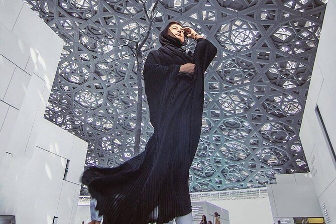 Abu Dhabi City Tour of Grand Mosque, Palace, Louvre, and Ferrari - Ferrari World and the choice between seeing and doing