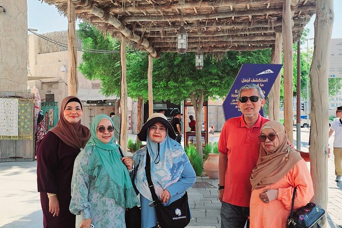 Abu Dhabi City Tour :Qasr Al Watan, Emirates Palace, Mosque - Ferrari World on Yas Island