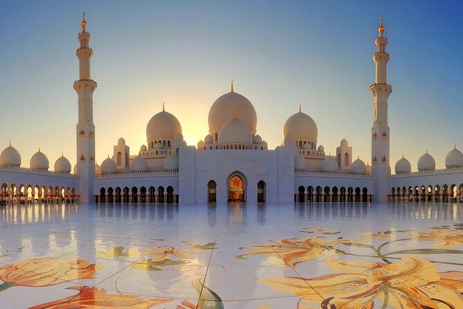 Abu Dhabi Grand Mosque, Etihad Towers & Royal Palace Visit from Dubai - Sheikh Zayed Grand Mosque: the main event