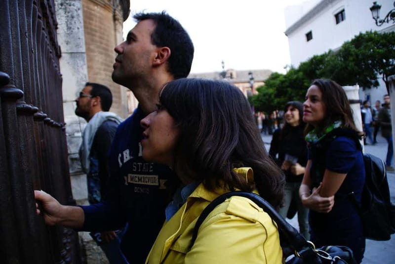 Alcazar & Cathedral of Seville Exclusive Group max. 9 guests - Why this compact Seville route works