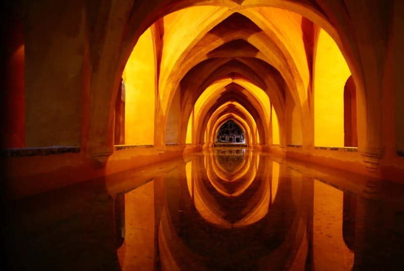 Alcazar & Cathedral of Seville Exclusive Group max. 9 guests - Should you book the Cathedral and Alcázar tour?