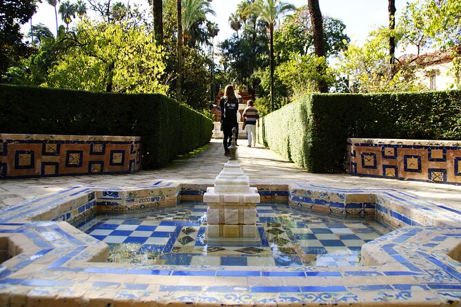 Alcazar & Cathedral of Seville Exclusive Group, max. 9 travelers - The Giralda: a ramped climb with a city view