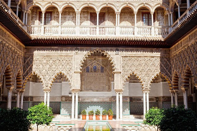 Alcazar of Seville with Cathedral & Giralda English Tour - Price, options, and what you are really buying