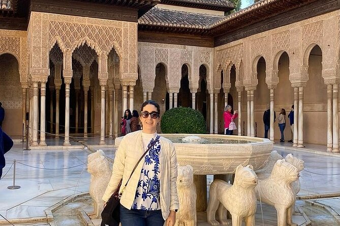 Alhambra Experience – Explore Nasrid Palaces & Generalife Gardens - Who will get the most from this experience