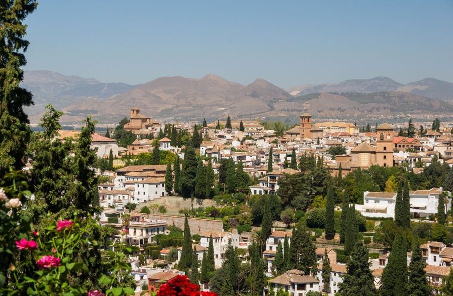 Alhambra, Nasrid Palaces and Albaicin Tour - Starting at the Generalife gardens
