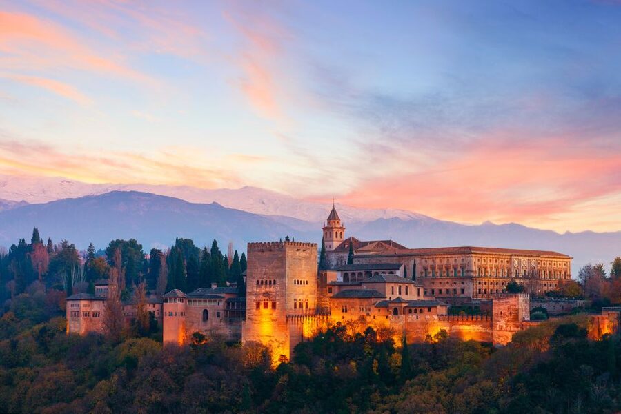 Alhambra, Nasrid Palaces, and Generalife 3-Hour Guided Tour - Generalife Gardens and views over Granada