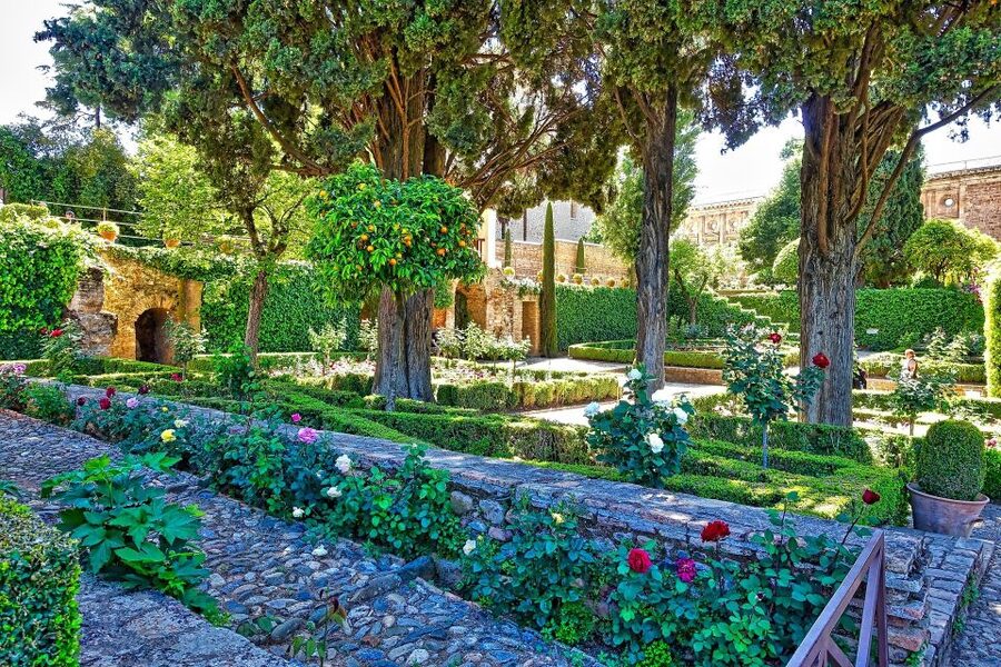 Alhambra's Gardens: Generalife, Partal, Alcazaba, & Carlos V - Inside the Generalife Palace