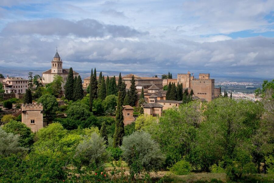 Alhambra's Gardens: Generalife, Partal, Alcazaba, & Carlos V - Who will get the most from this Alhambra tour