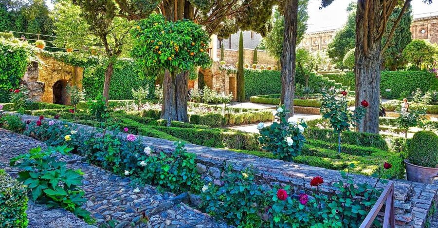Alhambra's Gardens: Generalife, Partal, Alcazaba, & Carlos V - Calle Real and the Medina: seeing the working side of the Alhambra