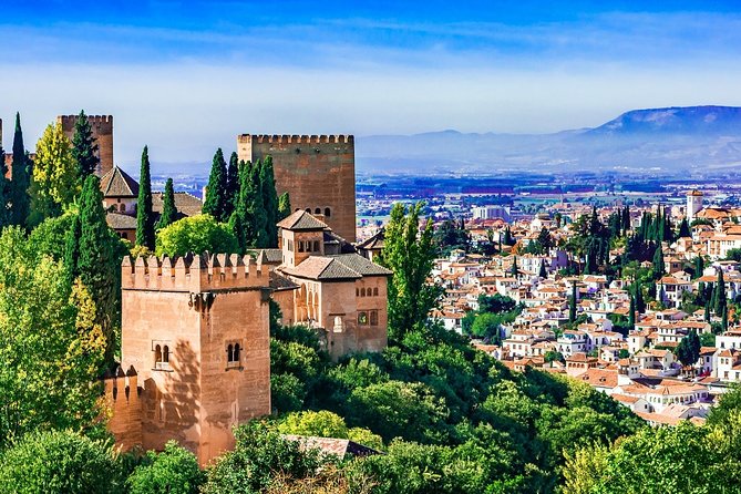 Alhambra Skip-the-line Private Tour including Nasrid Palaces - Alcazaba: the Alhambra’s military edge