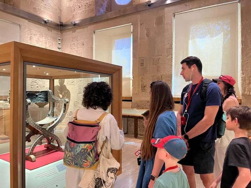 Alhambra Surroundings: History, Architecture and Legends - Charles V Palace and the Christian chapter