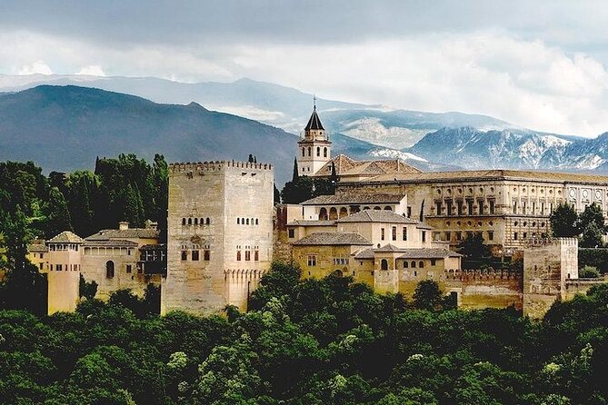 Alhambra Ticket Last Minute Deals - What this last-minute Alhambra tour really offers