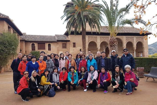 Alhambra Tour with Nasrid Palaces : Join a Group. Skip the line. - Guide quality and the value of storytelling