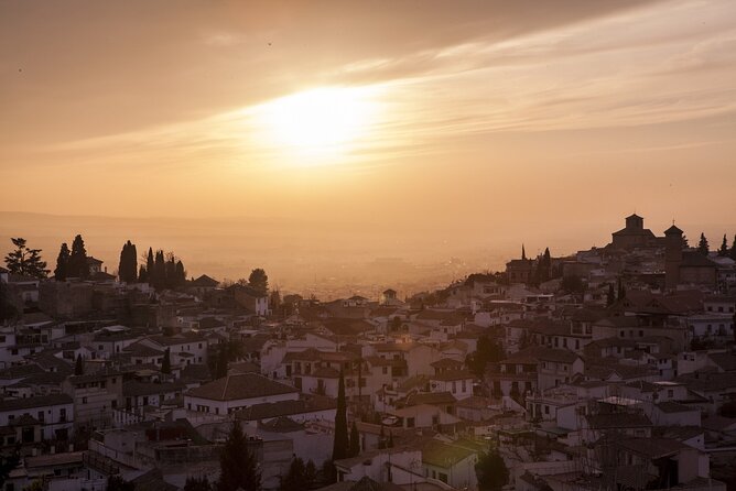 Alhambra with Nazaries Palaces Private Tour - Walking, timing, and practical comfort