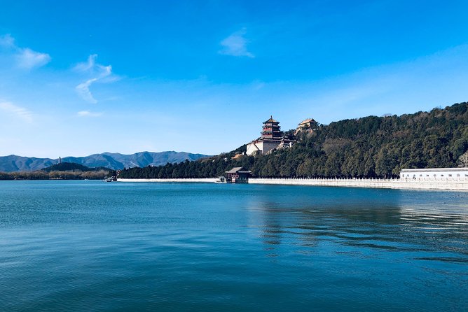 All Inclusive Tour of Summer Palace, Temple of Heaven and Hutong - Hou Hai and Yandaixie Street: a change of mood