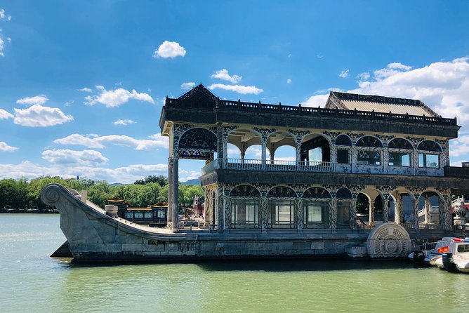 All Inclusive Tour of Summer Palace, Temple of Heaven and Hutong - Lunch: a practical pause with local flavor