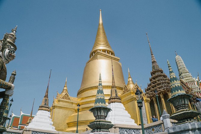 Amazing Bangkok Tour with Grand Palace, Emerald Buddha & Wat Arun - Crossing the Chao Phraya to Wat Arun