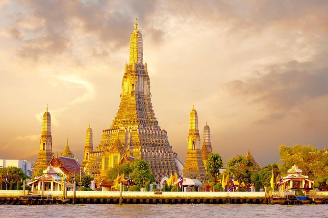 Amazing Bangkok Tour with Grand Palace, Emerald Buddha & Wat Arun - The private guide can make or break the experience