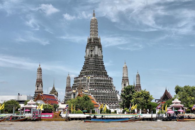 Amazing Bangkok Tour with Grand Palace, Emerald Buddha & Wat Arun - Who should book this temple circuit