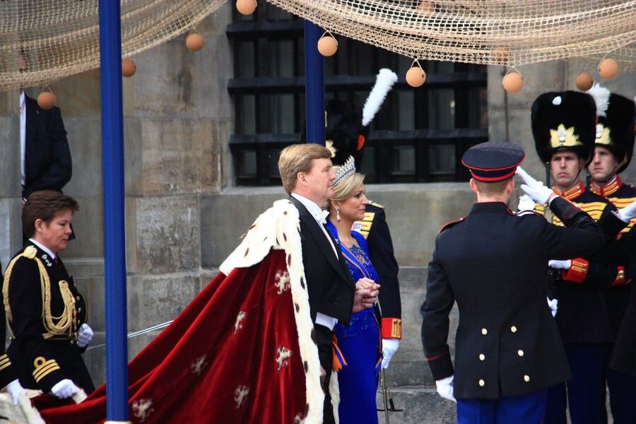 Amsterdam: Royal Palace Entry Ticket + Audio guide - What the Royal Palace reveals about Amsterdam