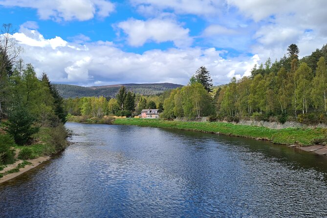 Balmoral & Royal Deeside Tour - Ballater gives the day a human scale