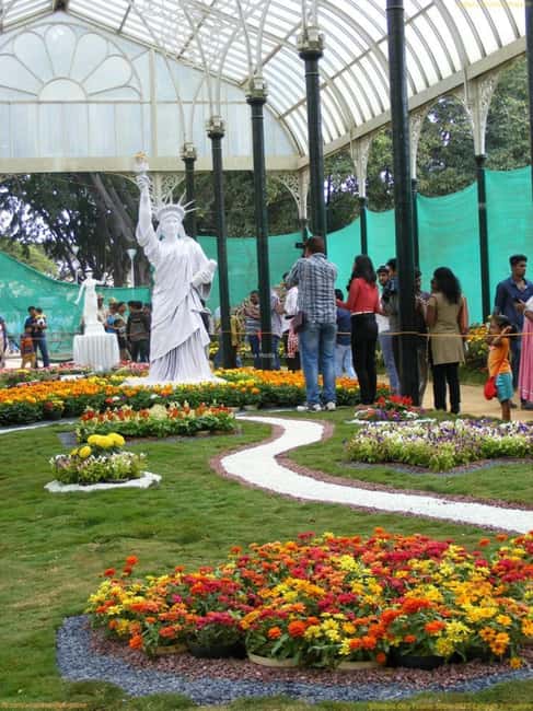 Bangalore City Tour: Walking, Palace & Temples - Vidhana Soudha and the colonial-era center