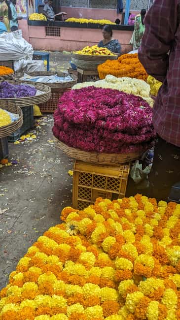 Bangalore Walking Tour KR Flower Market,Fort,Tippu palace - Who should book this walking tour?