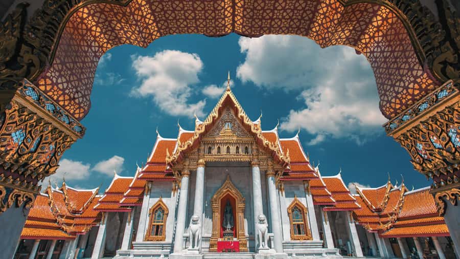 Bangkok: City Highlights Private Tour with Palace & Temples - Why this five-hour Bangkok route works