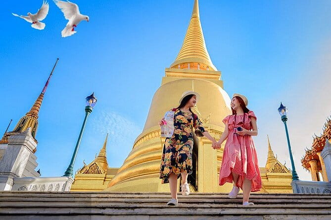 Bangkok Classic 3-Temples With Buffet Lunch Day Tour - Wat Arun begins the day beside the river