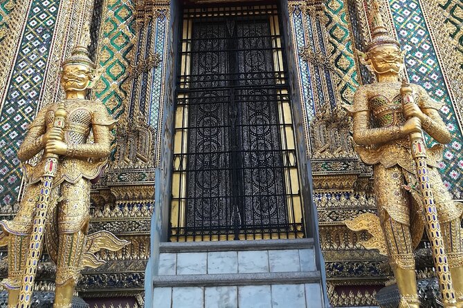 Bangkok Grand Palace and Emerald Buddha Tour - The THB 500 admission fee changes the value