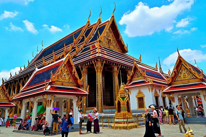 Bangkok Grand Palace and Emerald Buddha Tour - Strict clothing rules are not optional