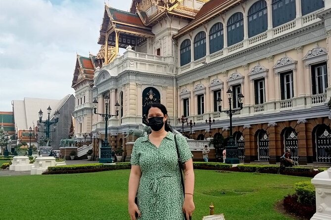 Bangkok Grand Palace and Emerald Buddha Tour - Heat, crowds, and the pace inside the grounds