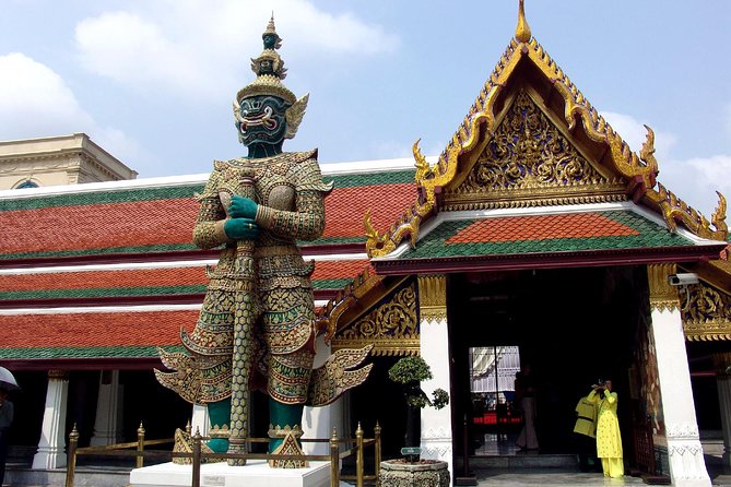 Bangkok Grand Palace Tour with Convenient Hotel Transfer - Crowds, timing, and the real pace of the visit