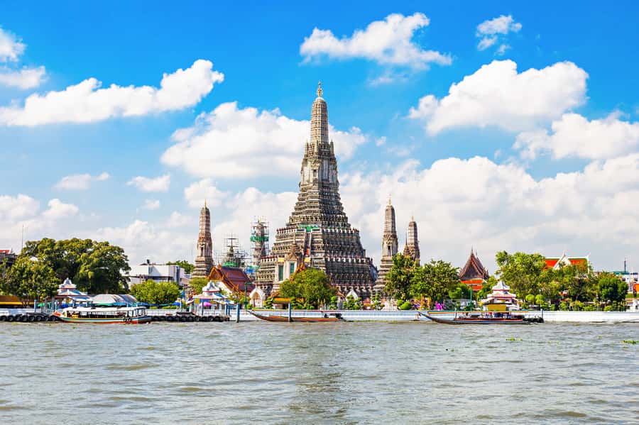 Bangkok: Grand Palace, Wat Pho, and Wat Arun Private Tour - Dress, comfort, and temple manners