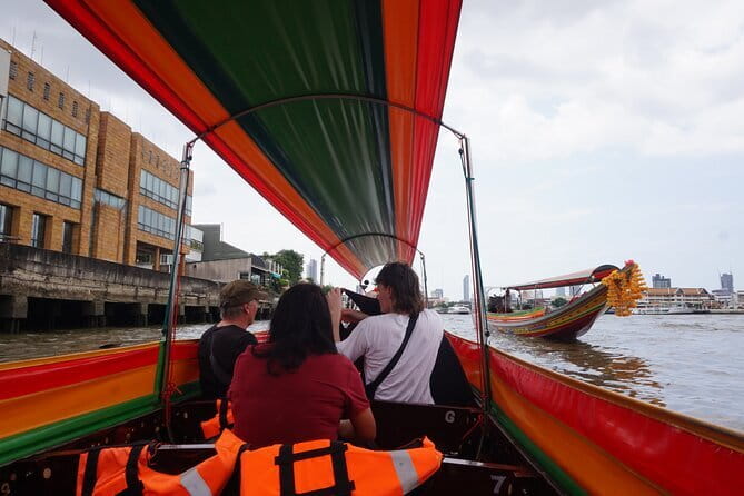 Bangkok: Grand Palace & Wat Pho Half-Day Japanese Tour - What the Japanese guide adds
