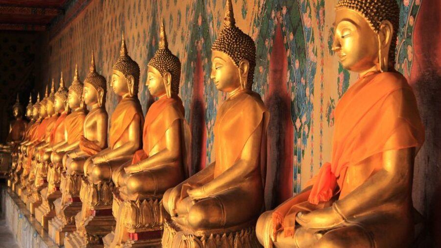 Bangkok: Grand Palace & Wat Pho Half-Day Private Tour - Tha Thien Market and a glimpse of everyday Bangkok