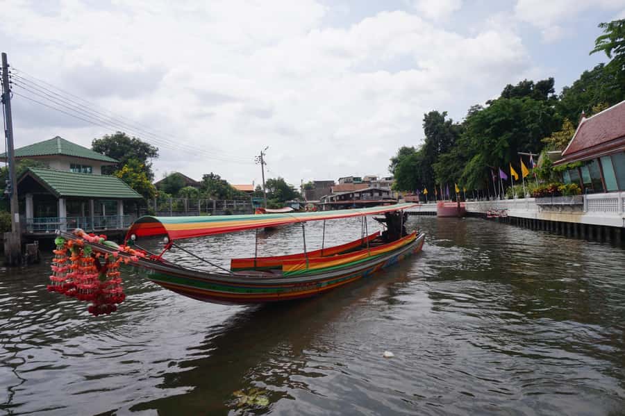 Bangkok: Grand Palace, Wat Pho & Long Tail Boat Tour - Price, pace, and who gets the best value