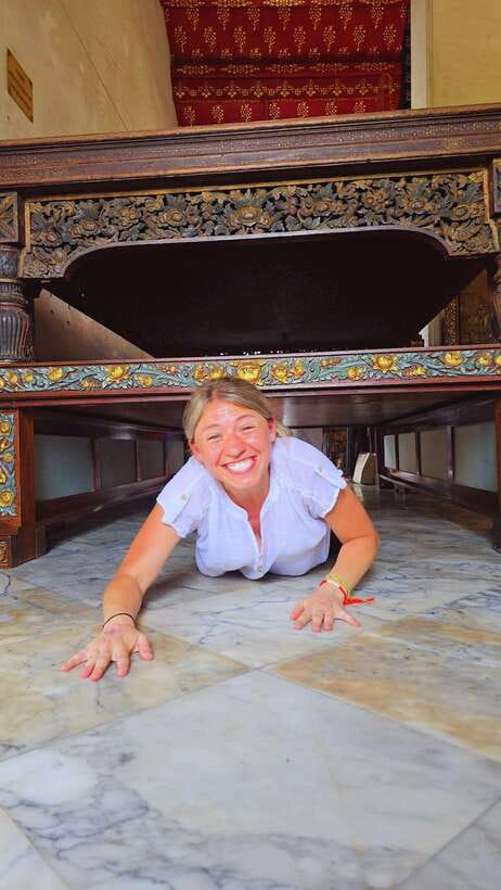 Bangkok: Grand Palace, Wat Pho, Wat Arun and Wat Sa Ket Tour - Pace, transport, and group dynamics