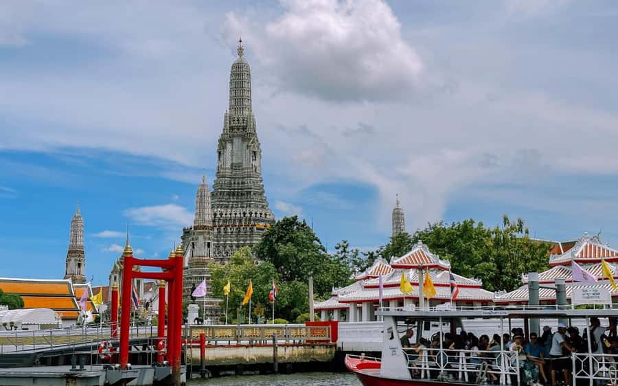 Bangkok: Grand Palace, Wat Pho, & Wat Arun Walking Tour - Key points to know before you book