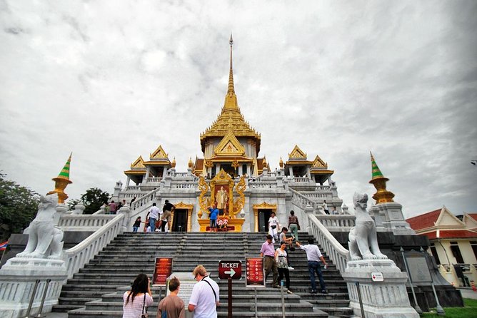 Bangkok Heritage Highlights: Grand Palace & Three Temples Tour - Wat Pho and the Reclining Buddha