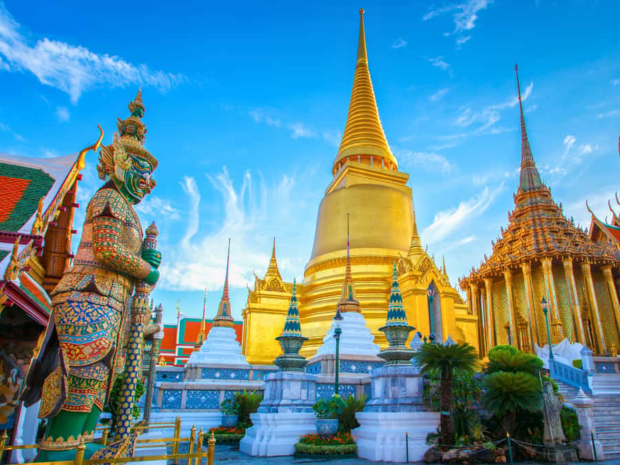 Bangkok: Highlights tour with Grand Palace & Floating Market - Maeklong Railway Market and the moving stalls